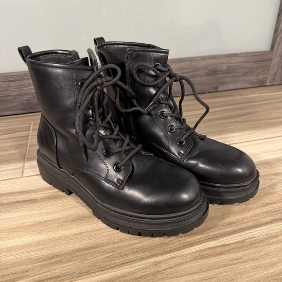 Dream Pairs black combat boots - Picture 1 of 10